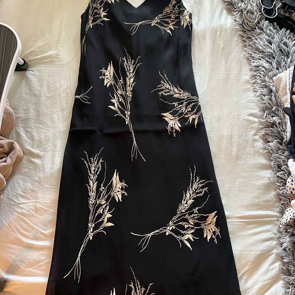 Jones New York Vintage Black Floral Slip Dress – Size 12P (Made in Korea)